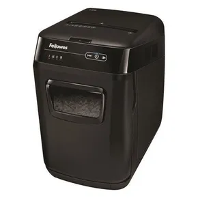 Aktenvernichter „AutoMax™ 130C“, Kolleginnen und Kollegen